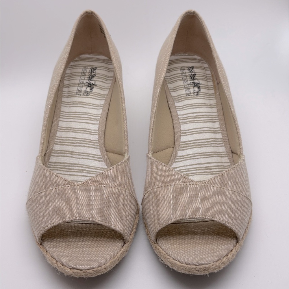 Coach and Four Beige Espadrille Peep-Toe Flats - size 9.5